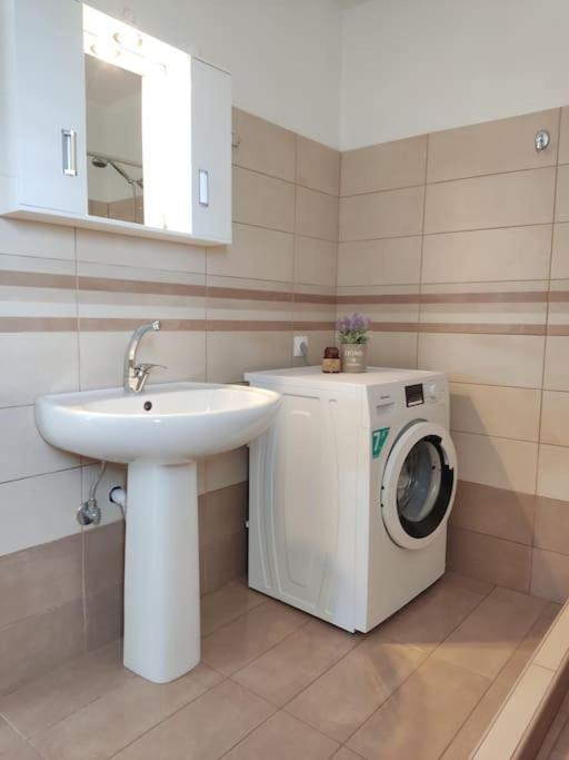 Horizon Seaview Apartment photo 5