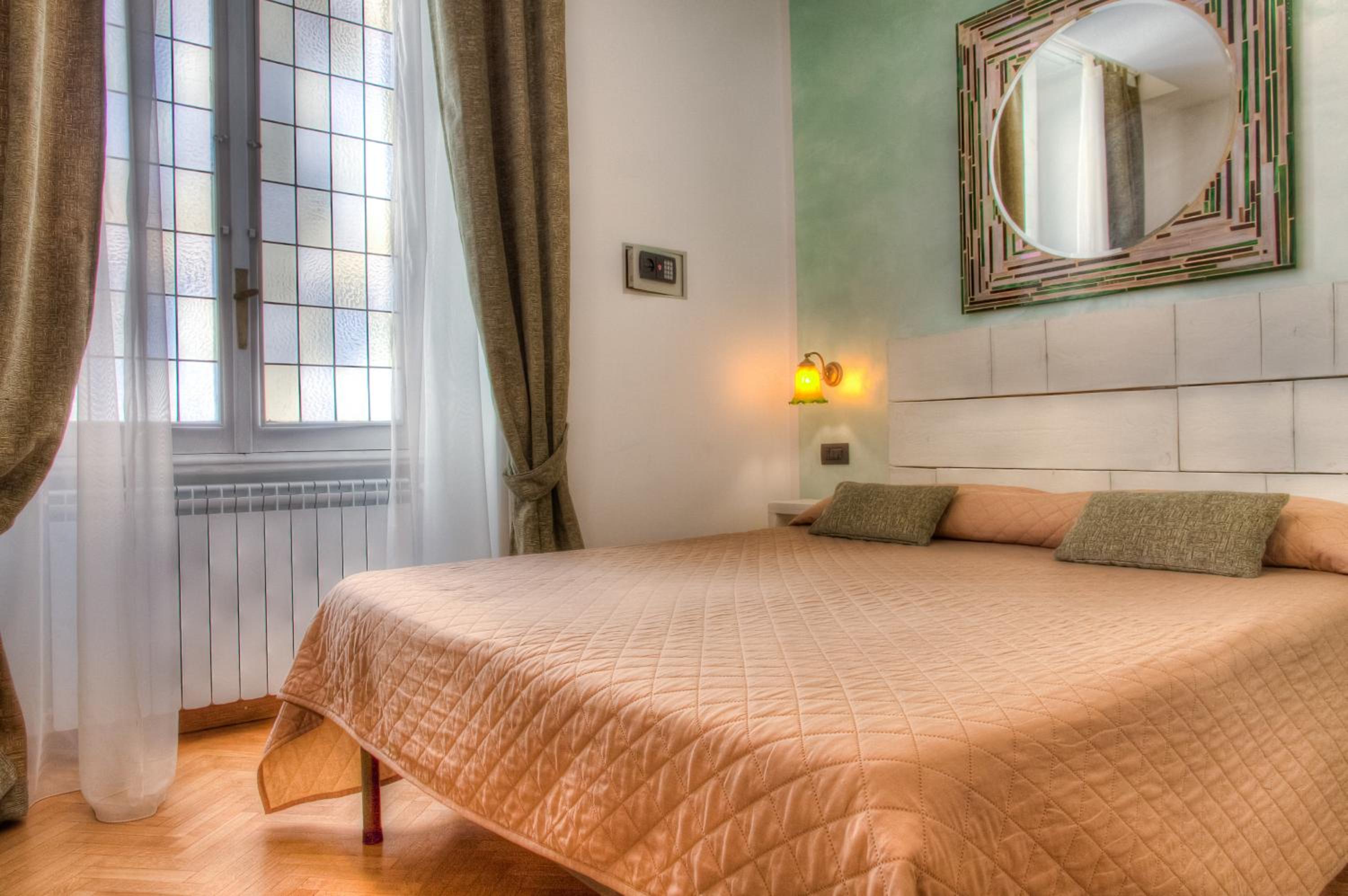Relais Calamatta en Rome — hotel room