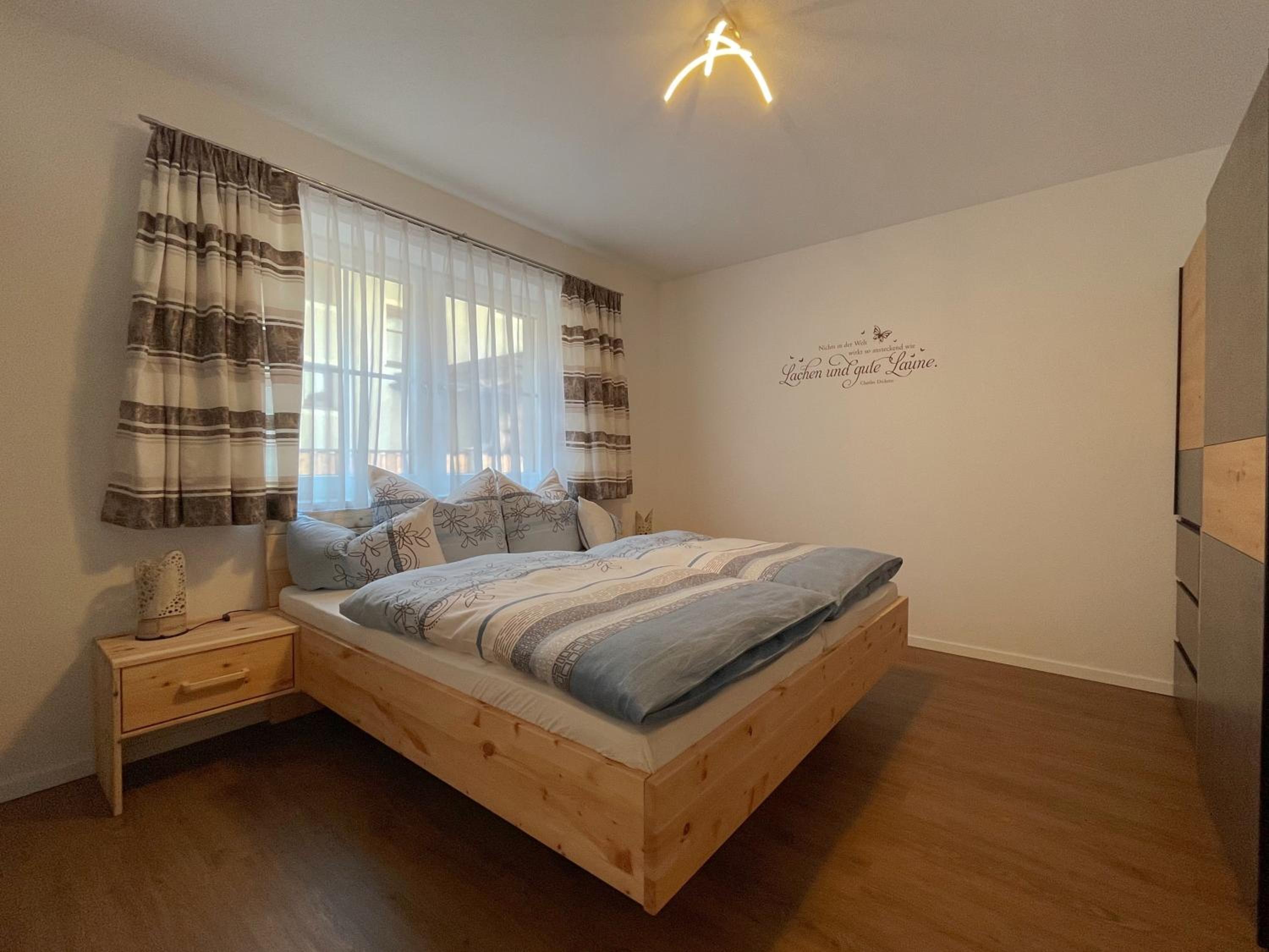 Wohnen am Almufer - Ferienwohnung Straßmair