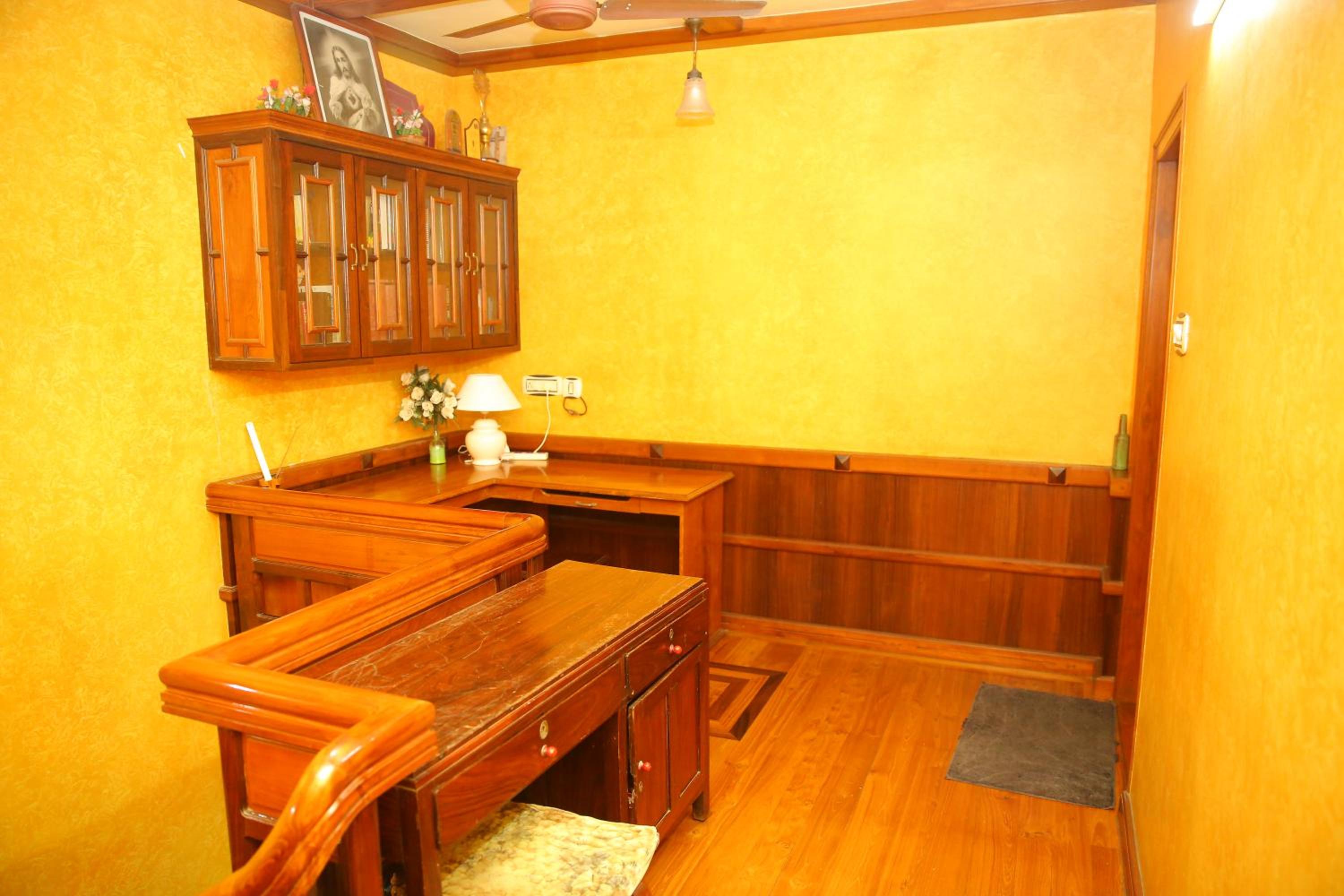 Court View Homestay
