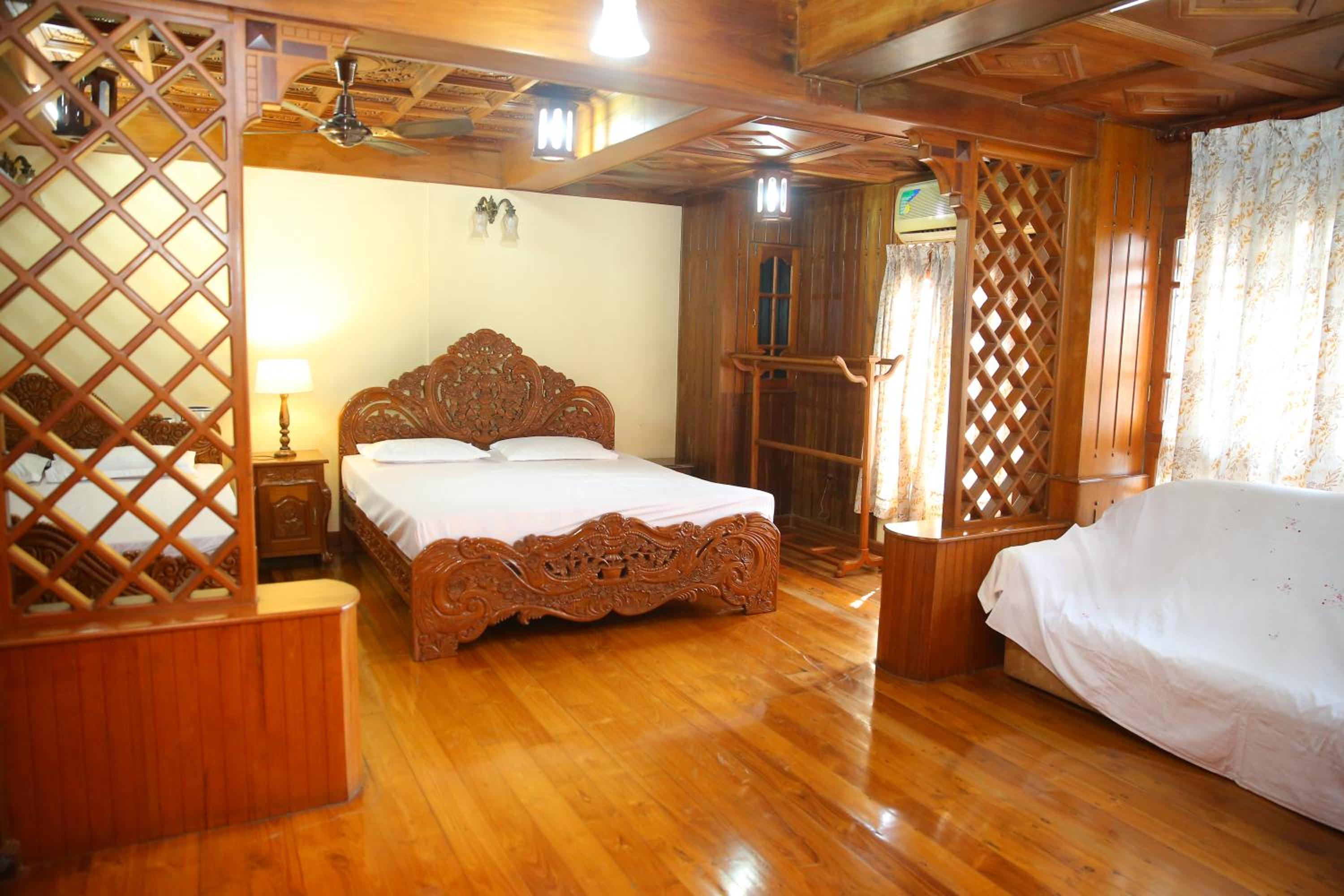 Court View Homestay