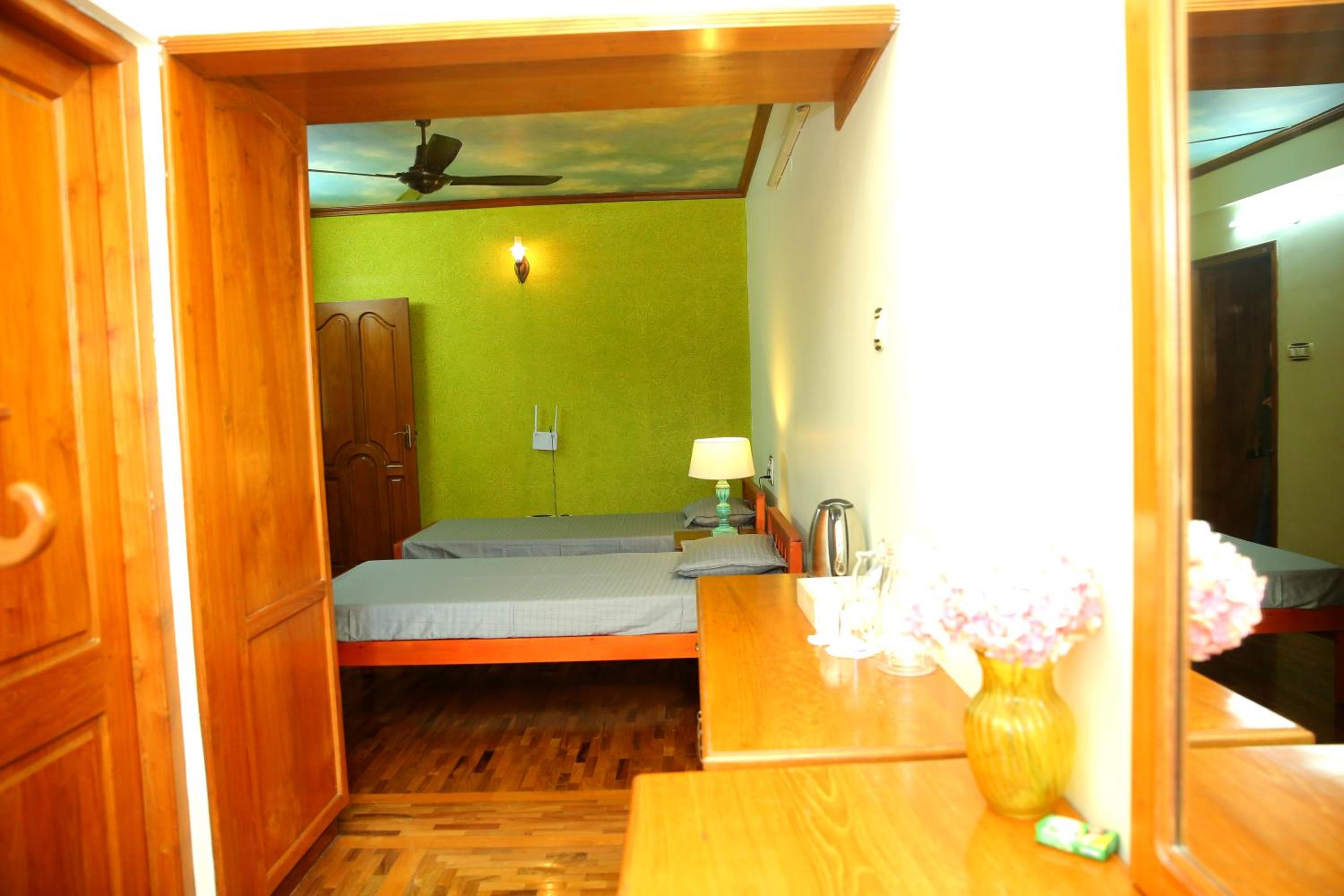 Court View Homestay