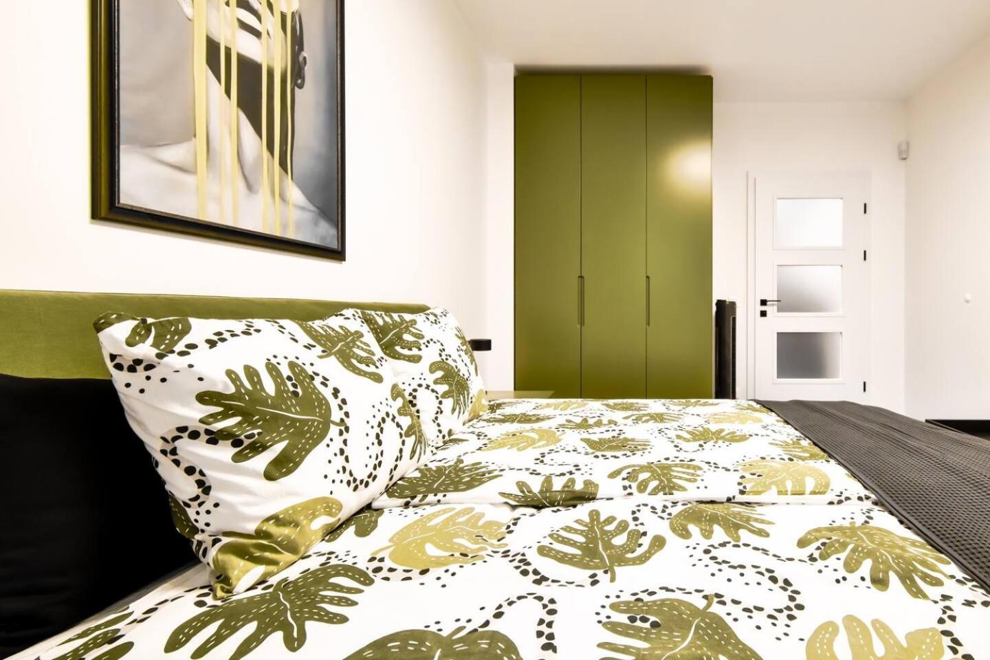 2BR by NDK - AC - Desk - Lux Interior - Balcony