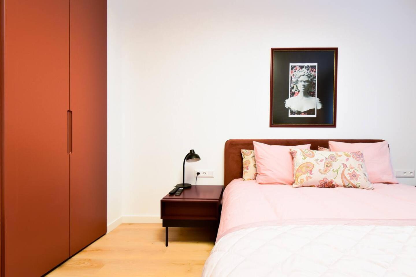 2BR by NDK - AC - Desk - Lux Interior - Balcony