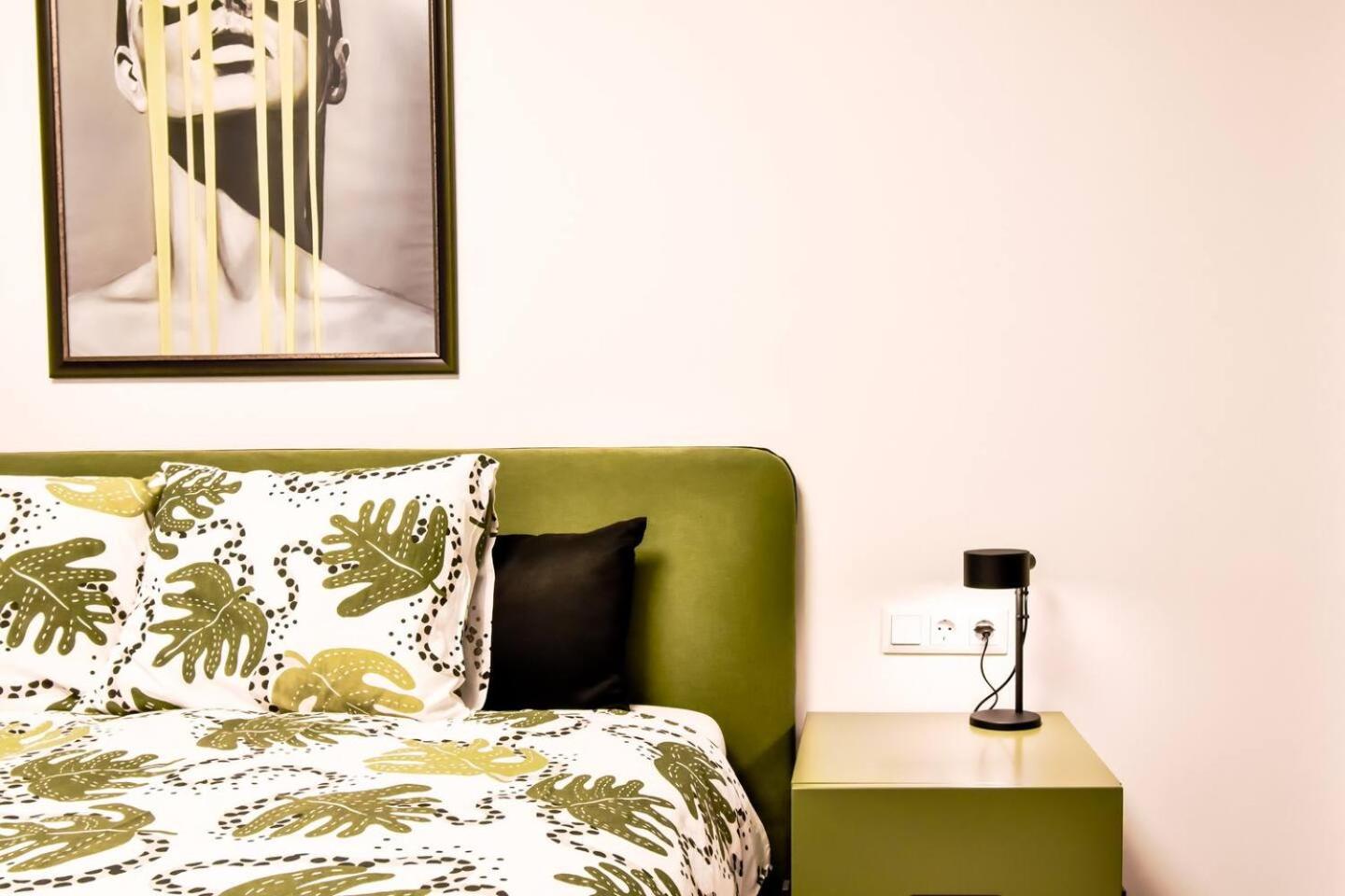 2BR by NDK - AC - Desk - Lux Interior - Balcony