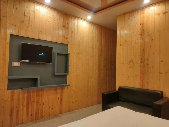 Cottages in Gangotri