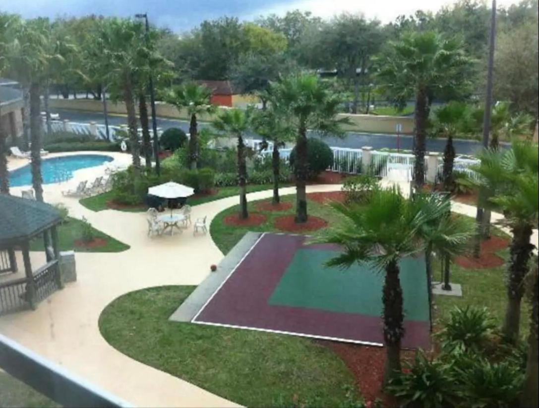 Resort Family Suite near Disney Pool view Free parks shuttle