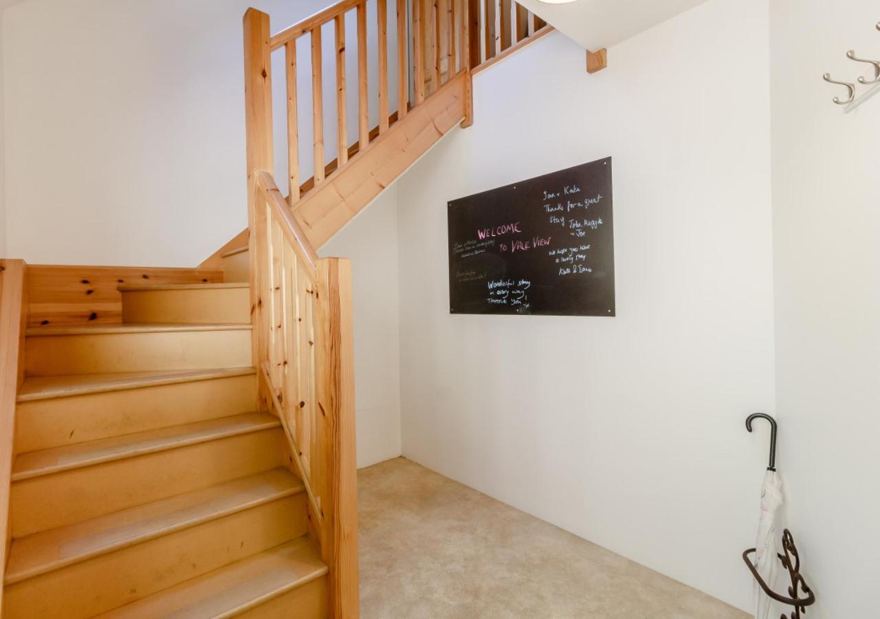 2 Bed in Woodbridge oc-vav view 5