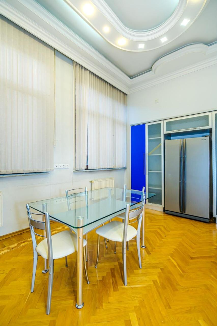 Big Apartment Saray