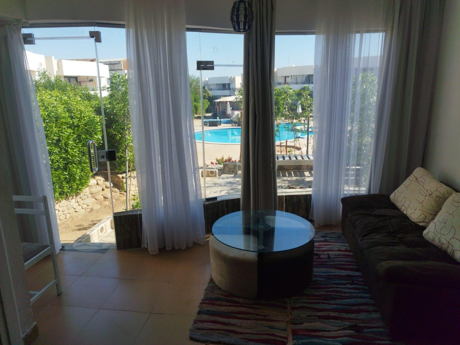 JUMERA HOUSE CRISS RESORT NAAMA Bay