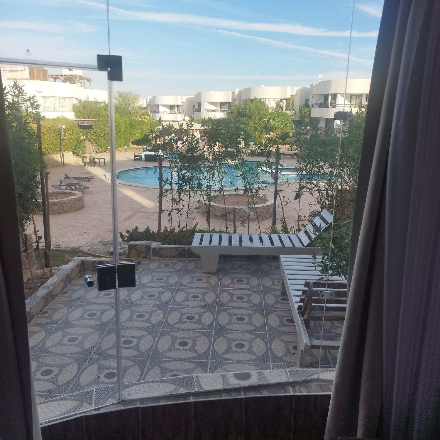 JUMERA HOUSE CRISS RESORT NAAMA Bay
