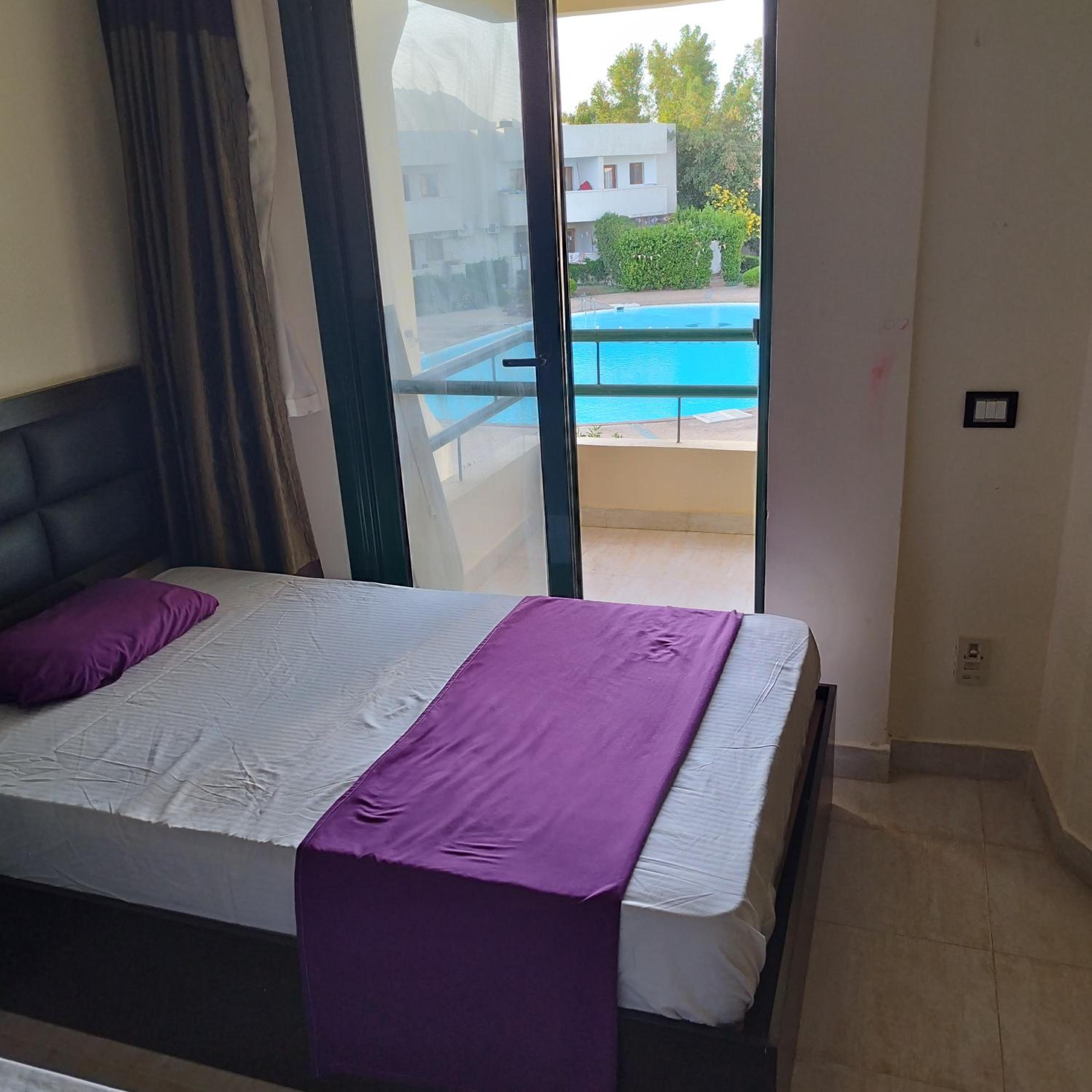 JUMERA HOUSE CRISS RESORT NAAMA Bay
