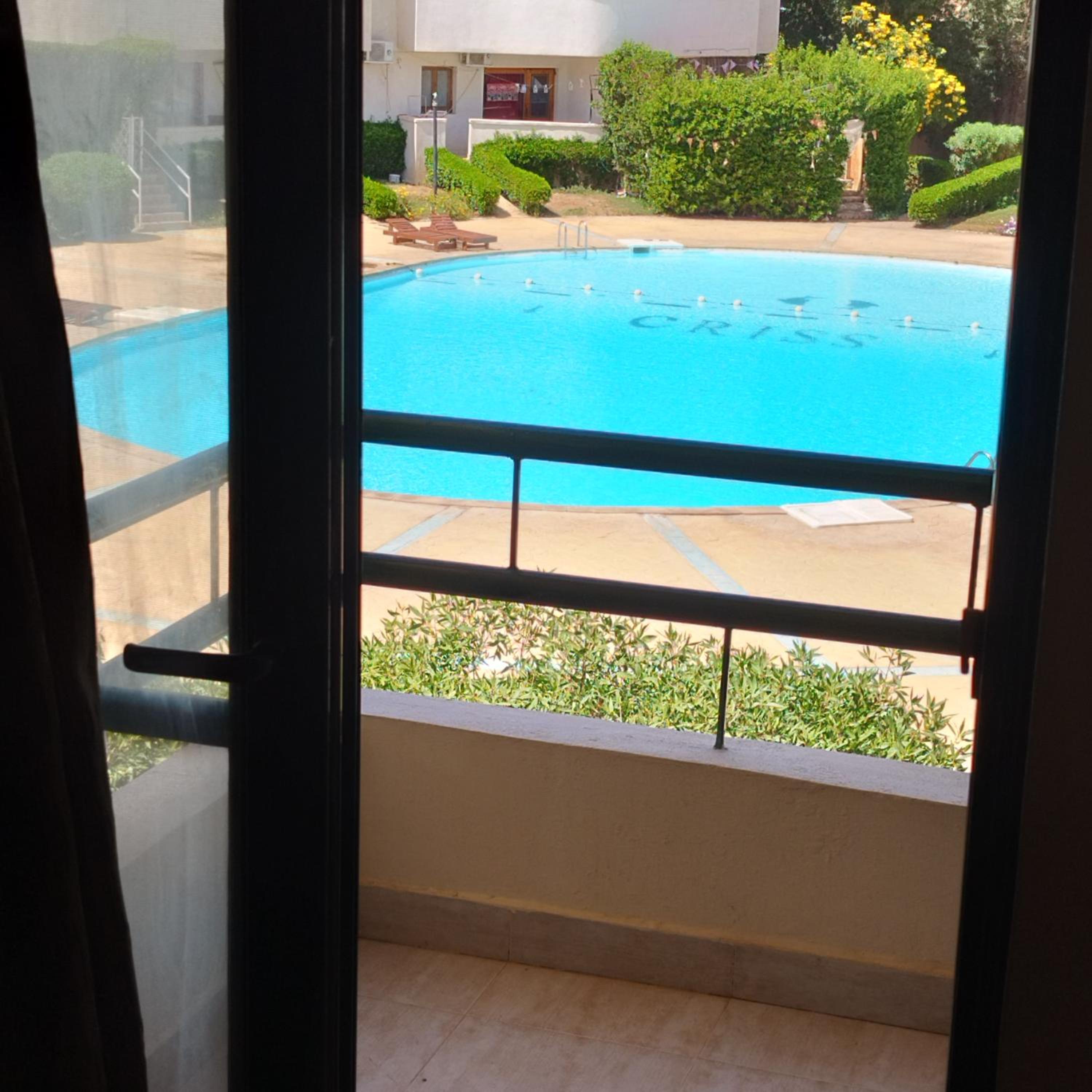 JUMERA HOUSE CRISS RESORT NAAMA Bay