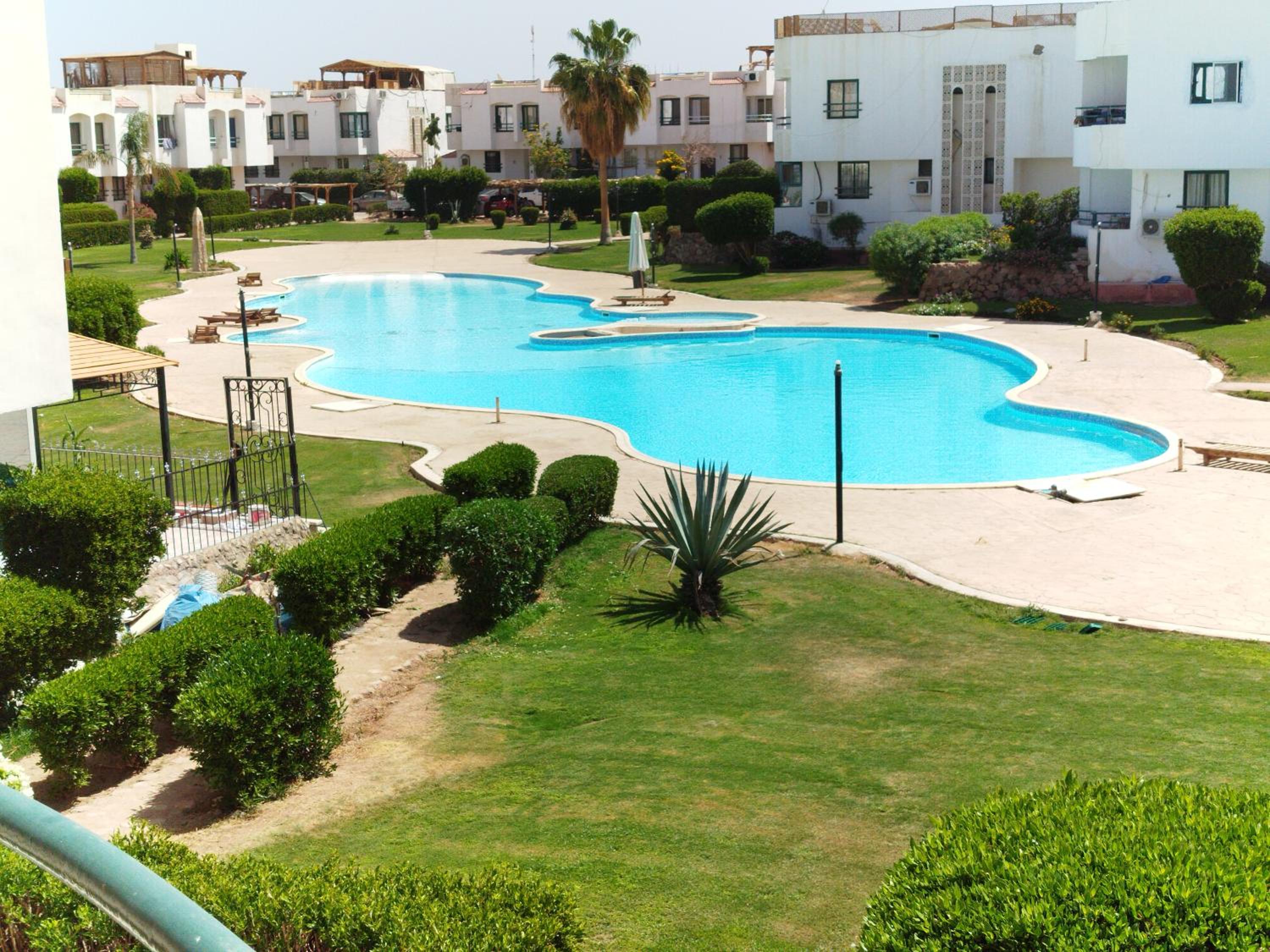 JUMERA HOUSE CRISS RESORT NAAMA Bay
