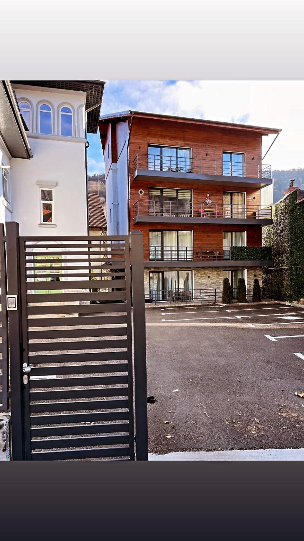 ANA Apartments Sinaia