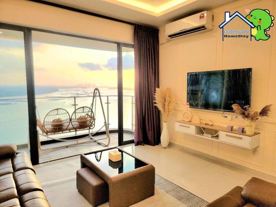 4BR high floor unblock seaview danga bay Lovell by Gdragon HomeStay