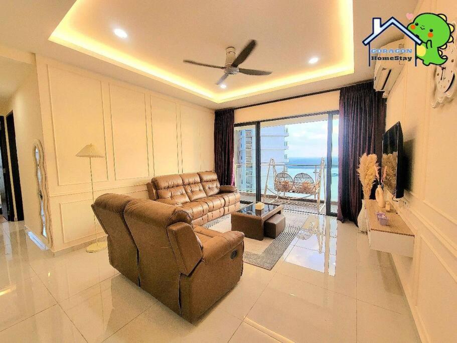 4BR high floor unblock seaview danga bay Lovell by Gdragon HomeStay