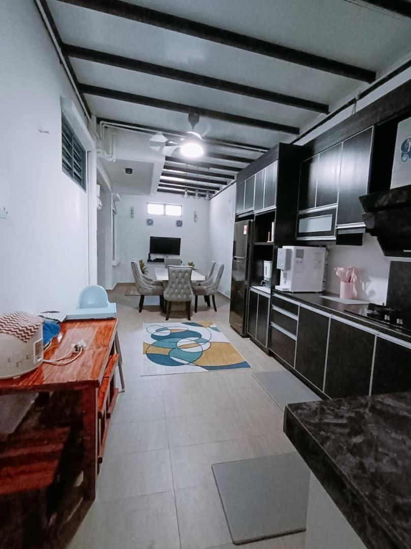 IDAMAN HOMESTAY