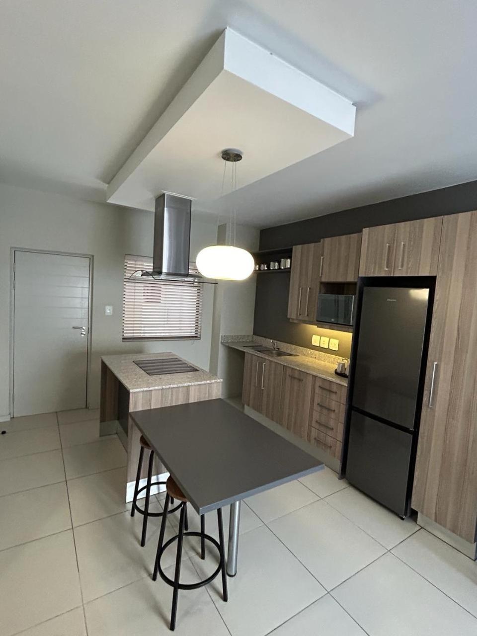 Stylish Premium Apartment Rivonia, Sandton
