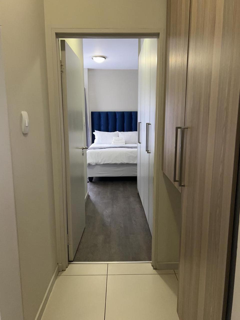 Stylish Premium Apartment Rivonia, Sandton
