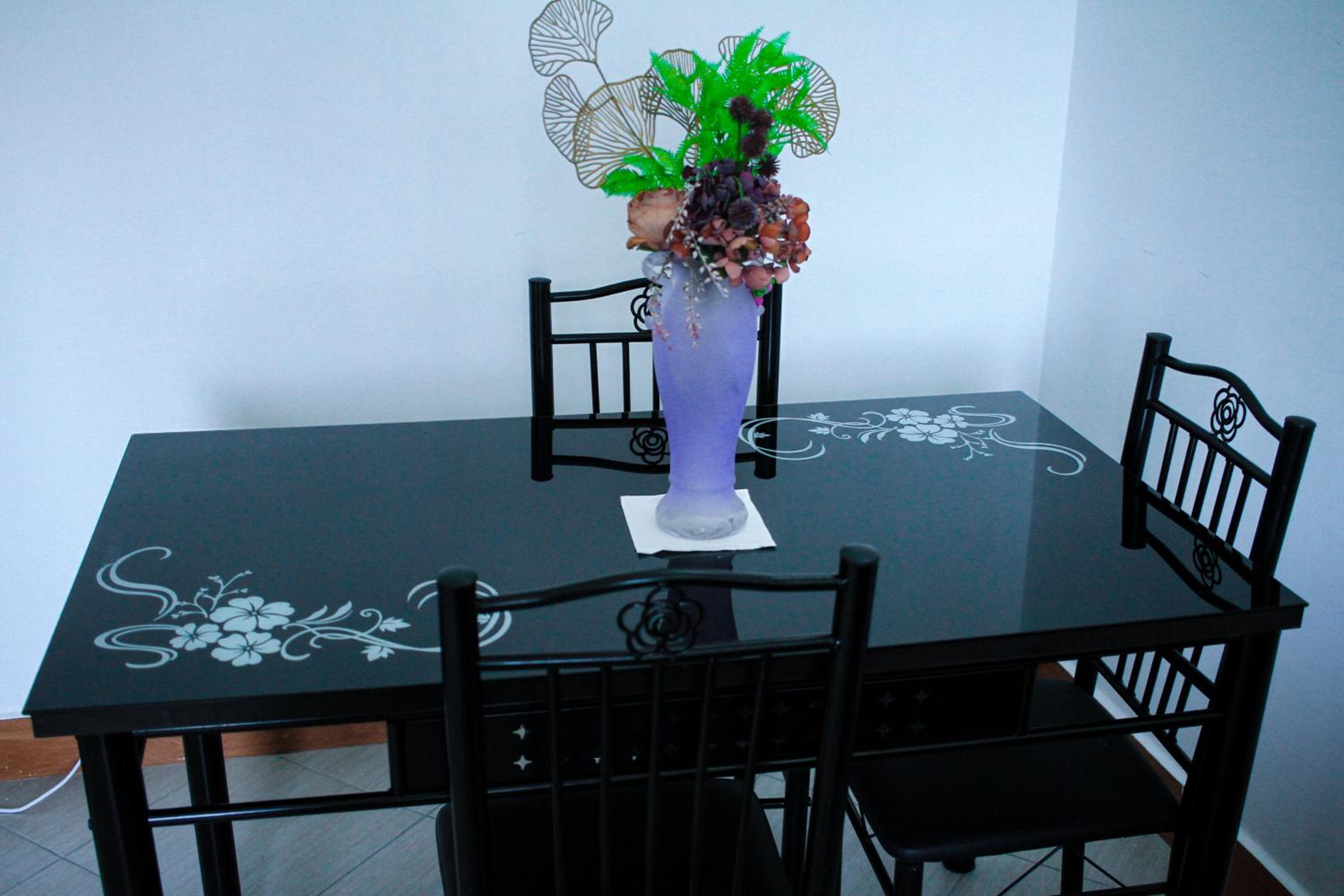 Stylish 1-Bedroom Apartments with Amazing Views view 4