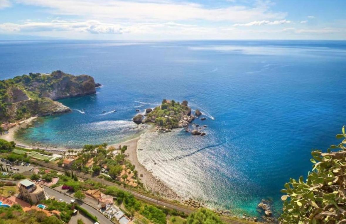 Cottage Gole Alcantara Pafumi