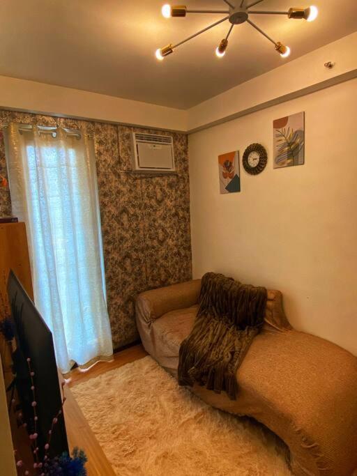 Cozy Condo with Swimming Pool, WIFI & Netflix good for 4PAX view 5
