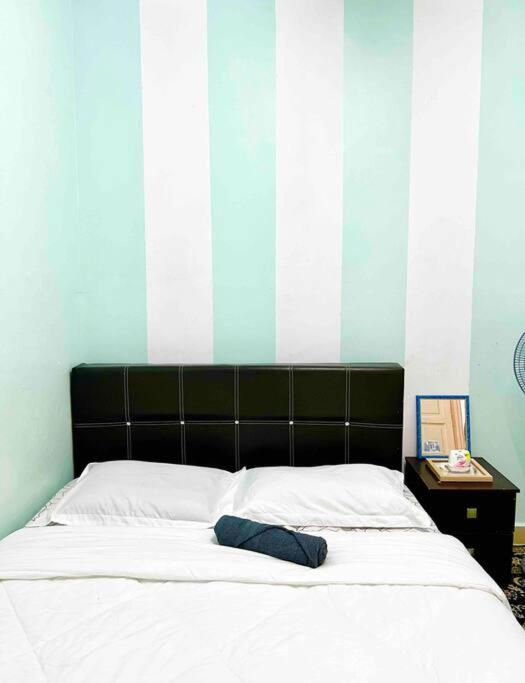 Homestay Terengganu - Stadium, Drawbridge, UMT, Dataran Shahbandar view 4