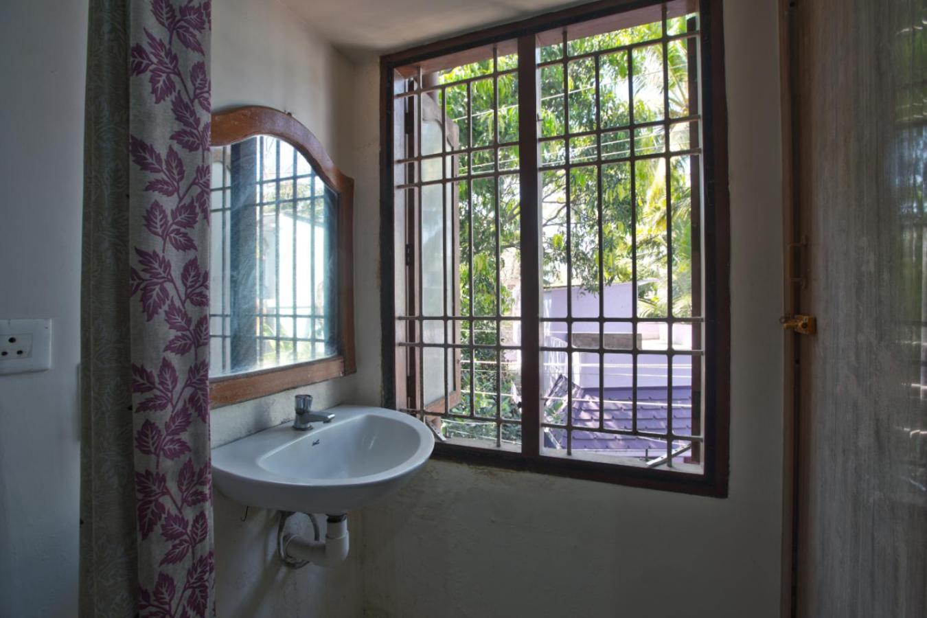 JAYA BHARATHI LODGE