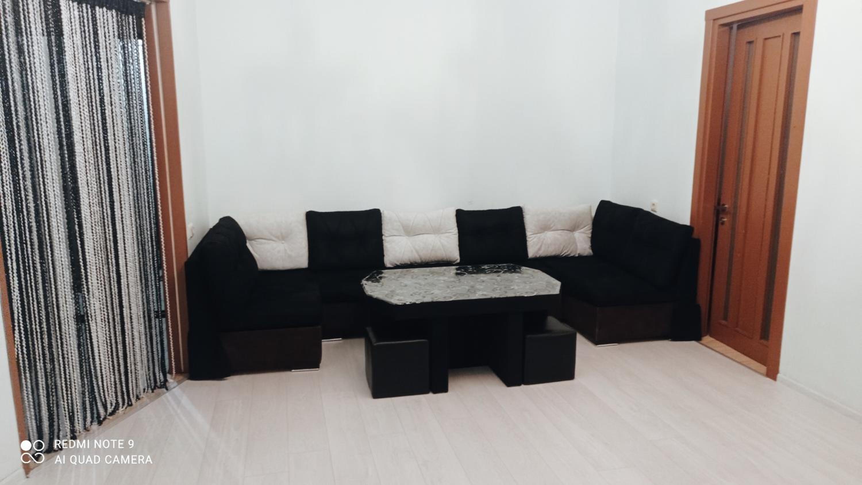 Photo 33