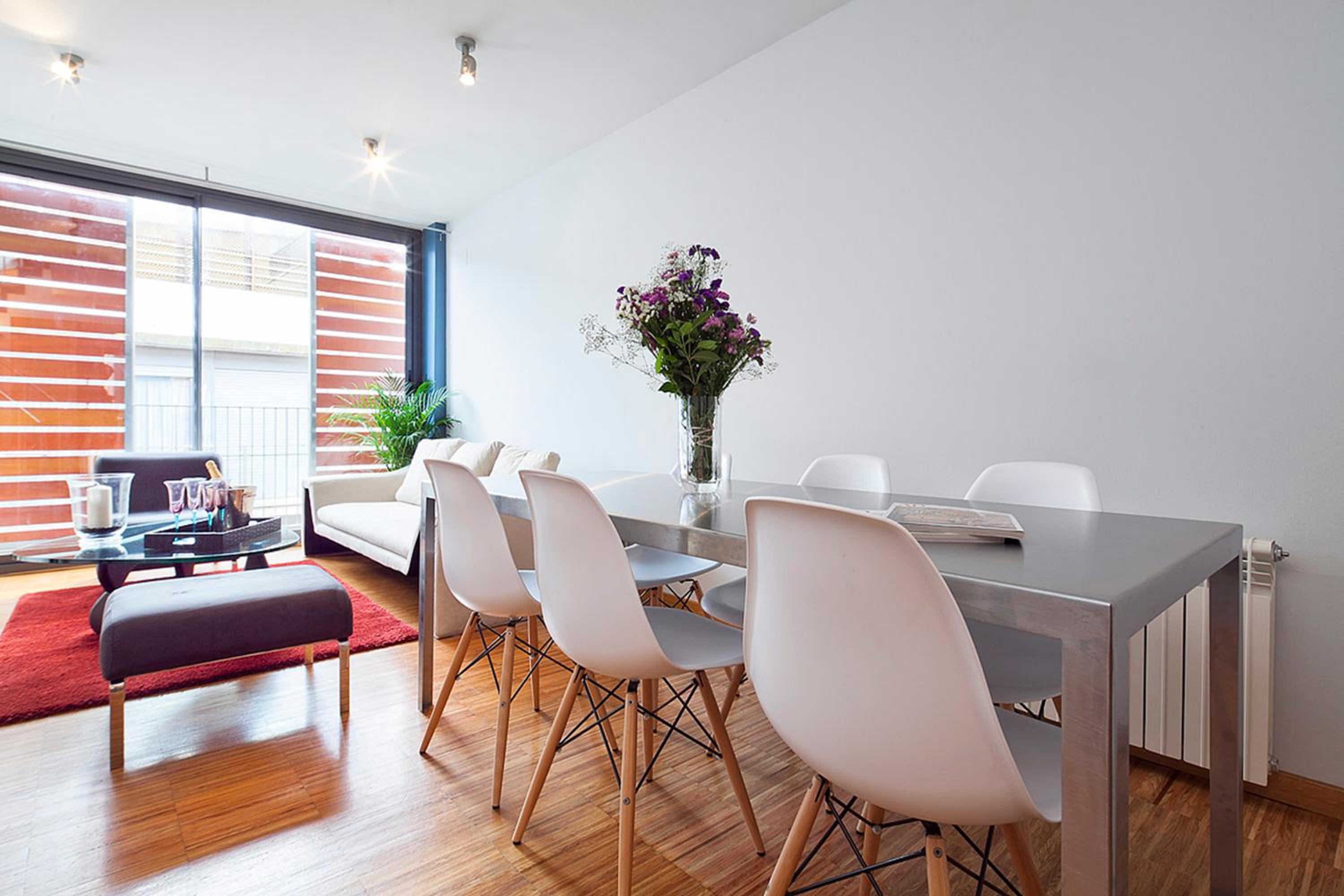 My Space Emirates - Park Güell Triplex with Private Terrace