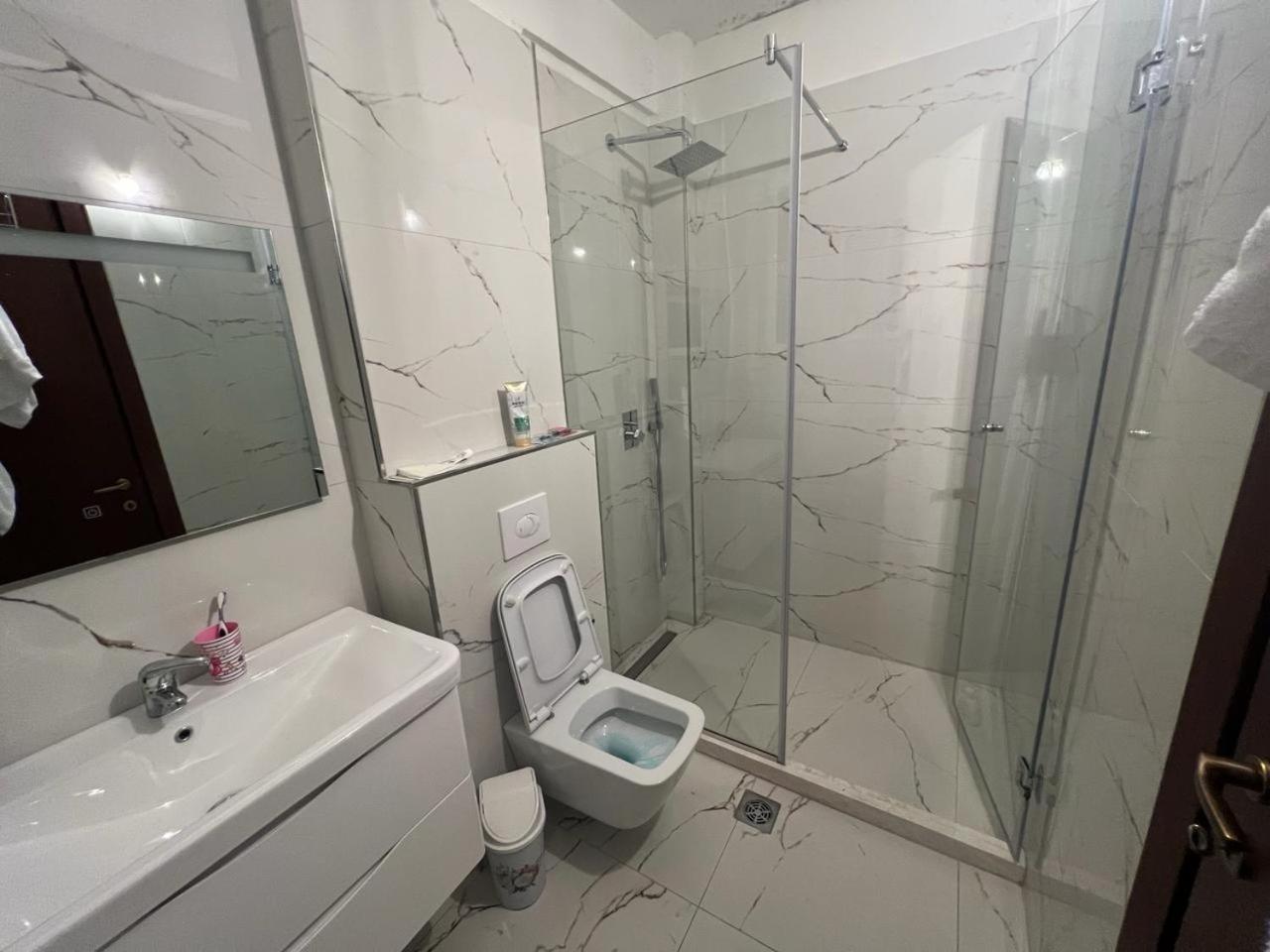 Sunset Escape Apartment Saranda (2br+2ba)