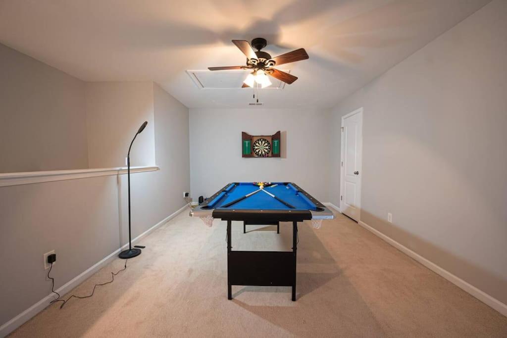 3BDRm Home w/ KingBed_Pool_Wi-fi-Private view 4