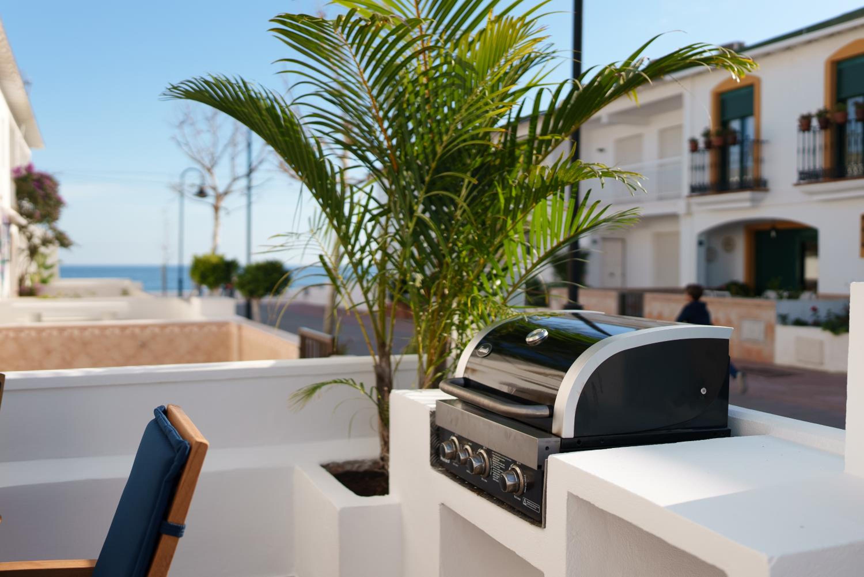 La Familia Beach Houses La Cala view 4