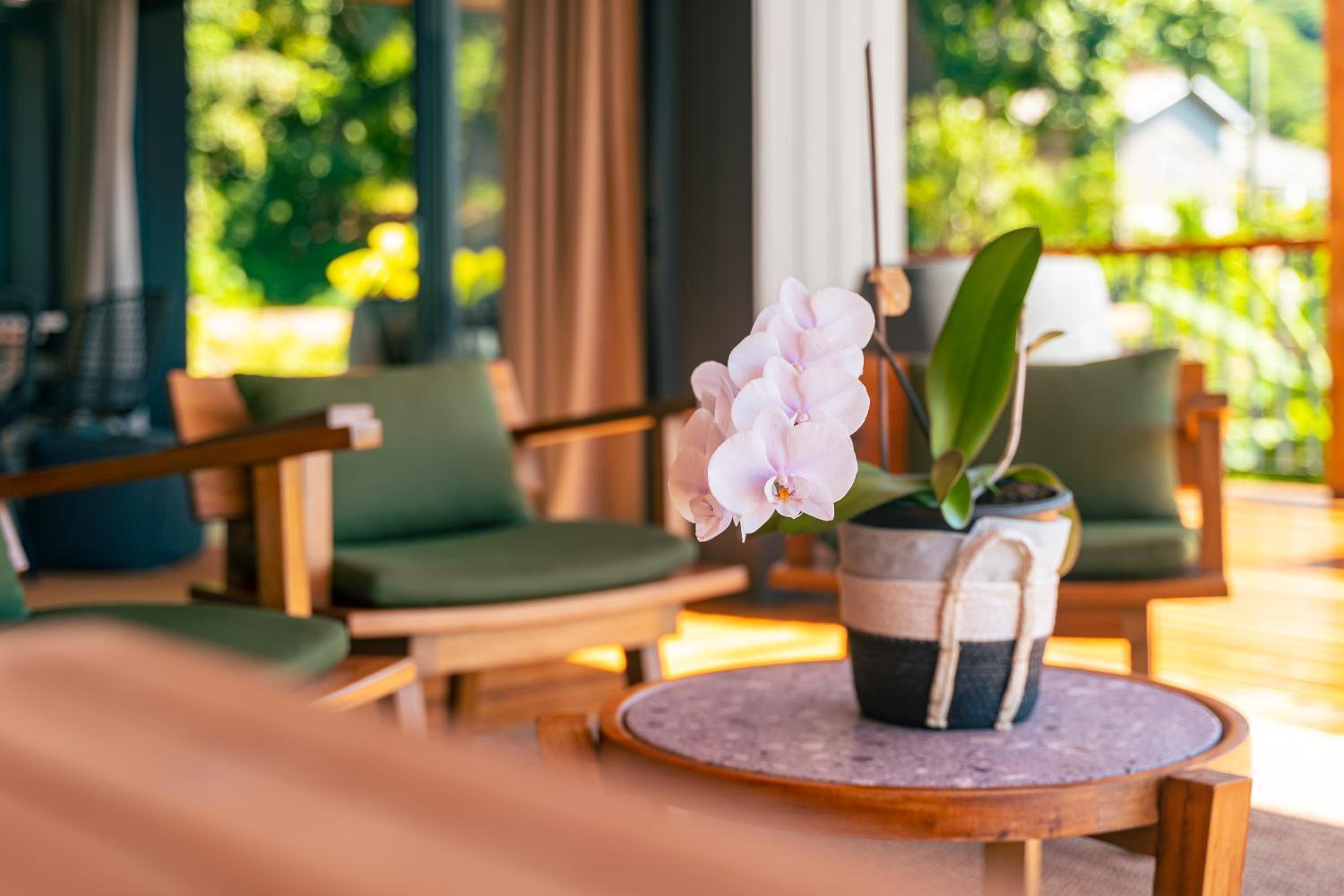 Maison Gaia Seychelles, unobstructed views over the ocean and into the sunset