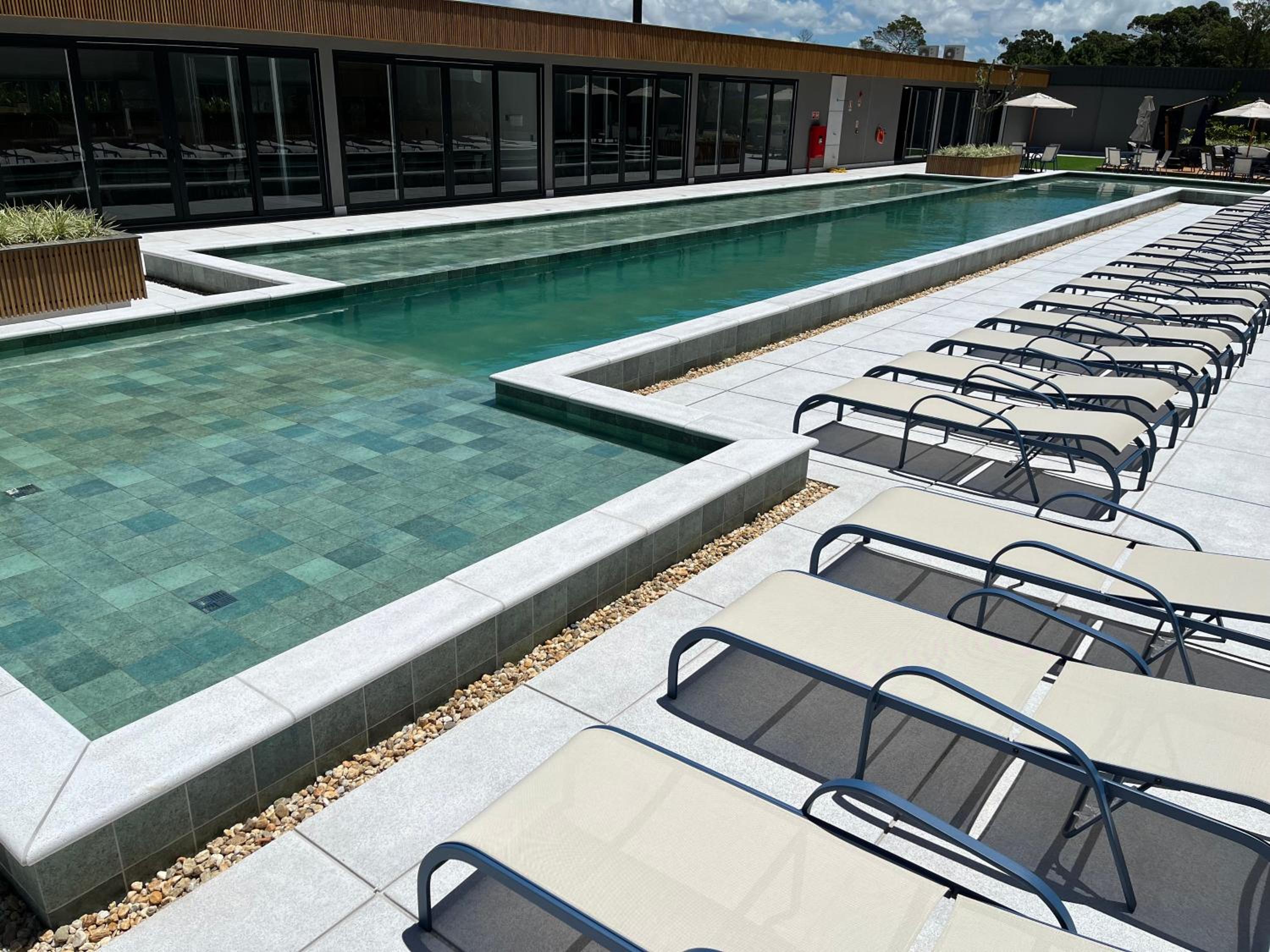 Resort com Piscina Aquecida e Garagem em Xangri-lá