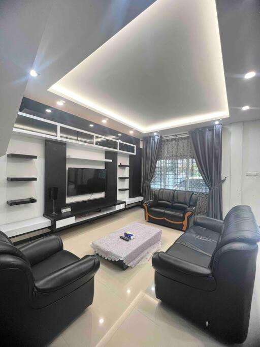 1717Homestay @Hakka Avenue 14pax ,near to Airport photo 2