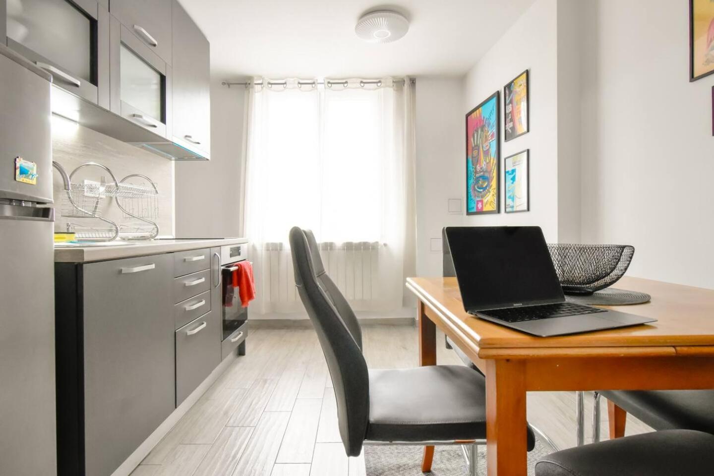 Budget Stay Near Sofias Lions Bridge
