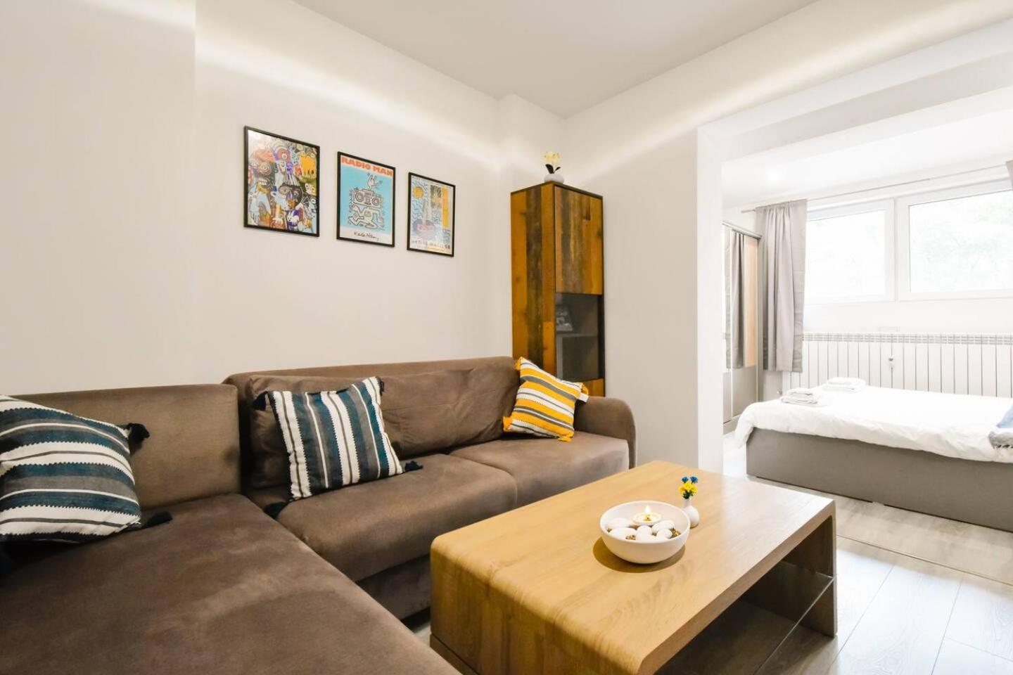Budget Stay Near Sofias Lions Bridge