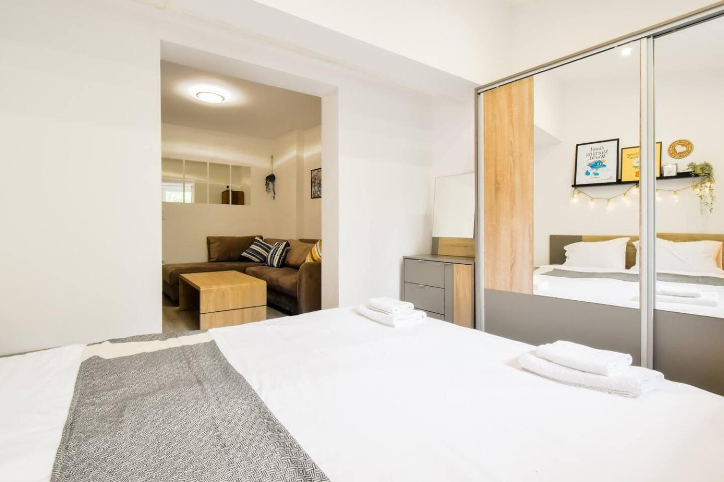 Budget Stay Near Sofias Lions Bridge