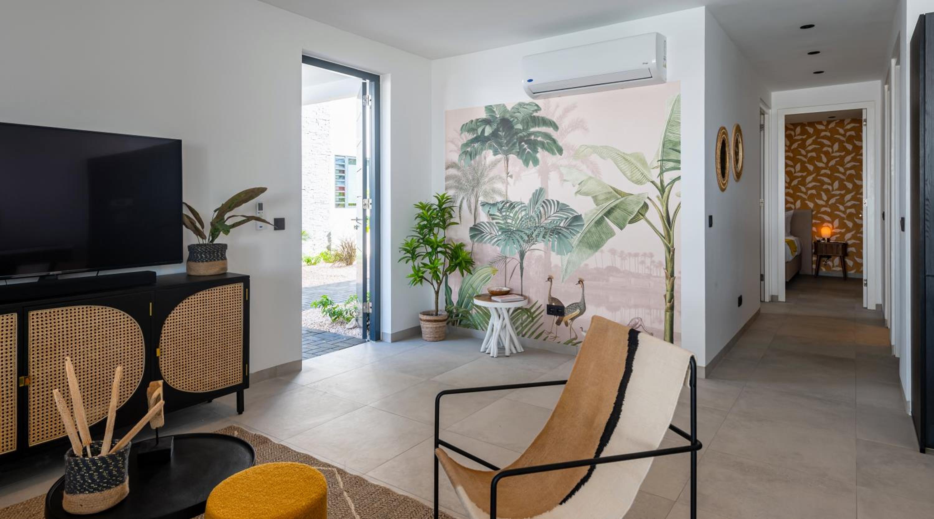 Ocean 11 Luxurious apartment Jan Thiel Curacao