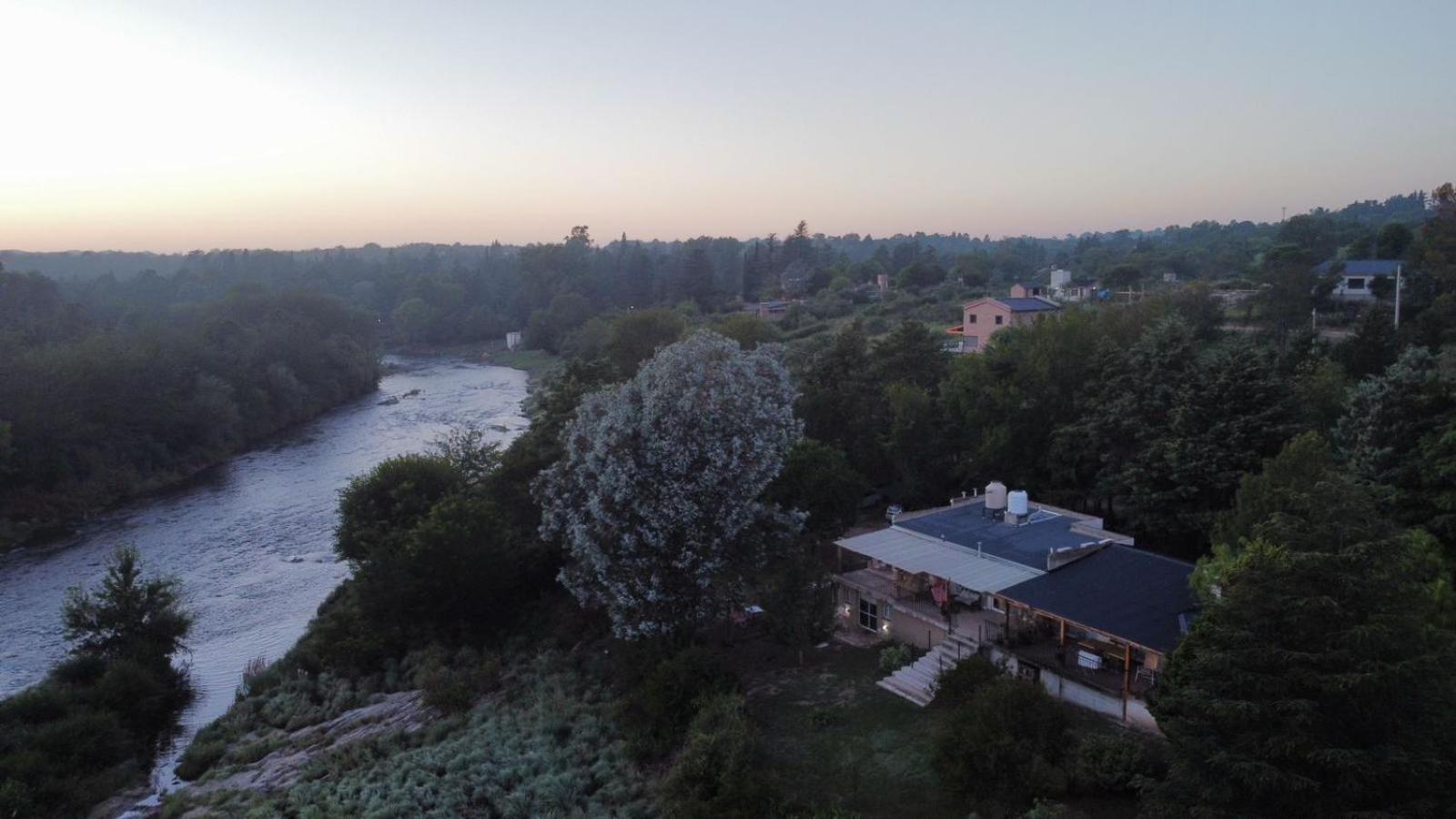 El Oasis: Complejo Dos Soles