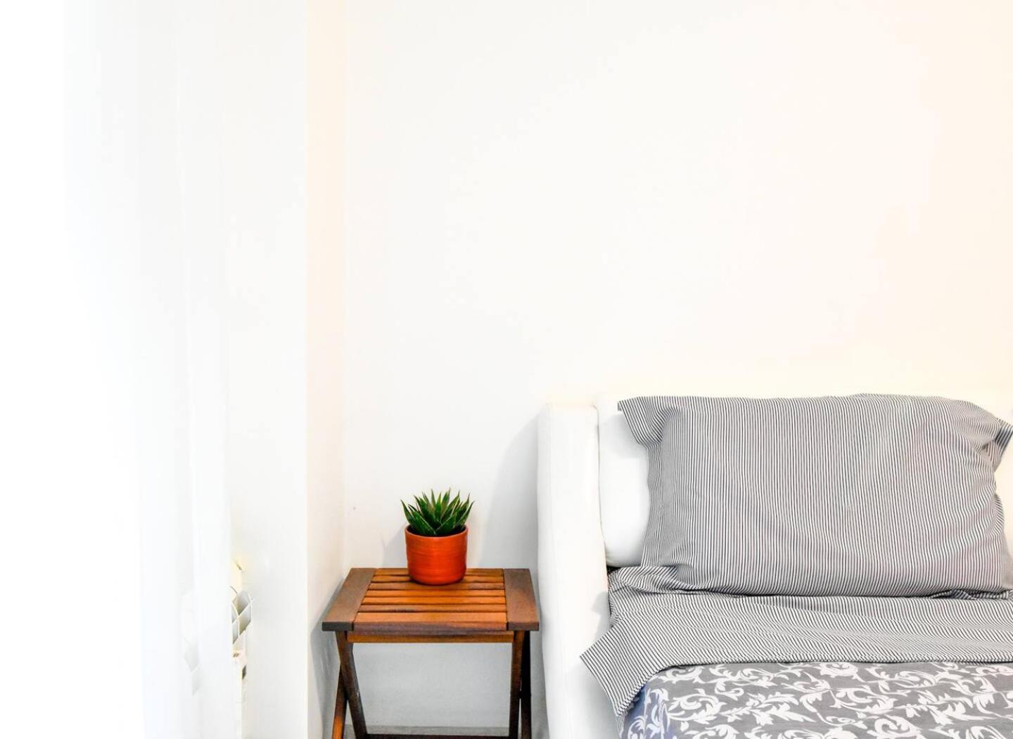 1bdr Studio Prime Location Ndk Area