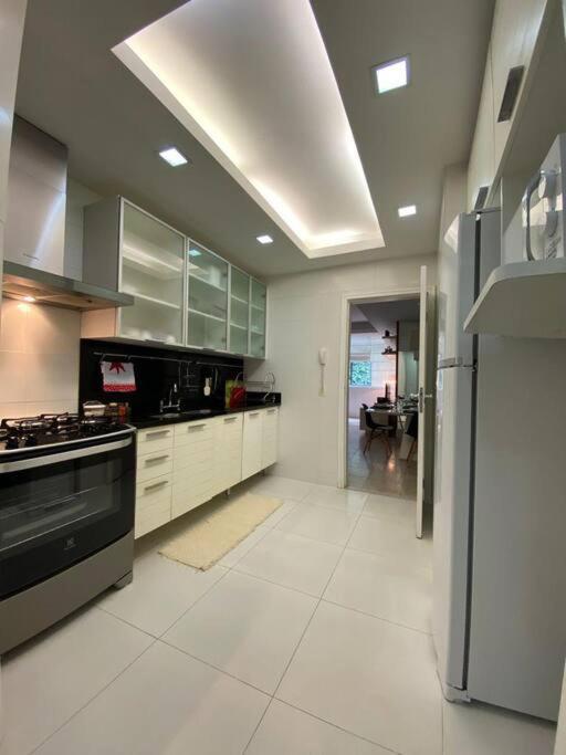 Av Atlântica - 3 Bedroom Beach Apartment - Leme