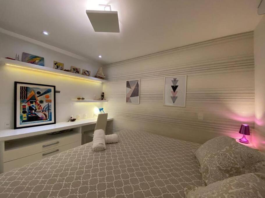 Av Atlântica - 3 Bedroom Beach Apartment - Leme