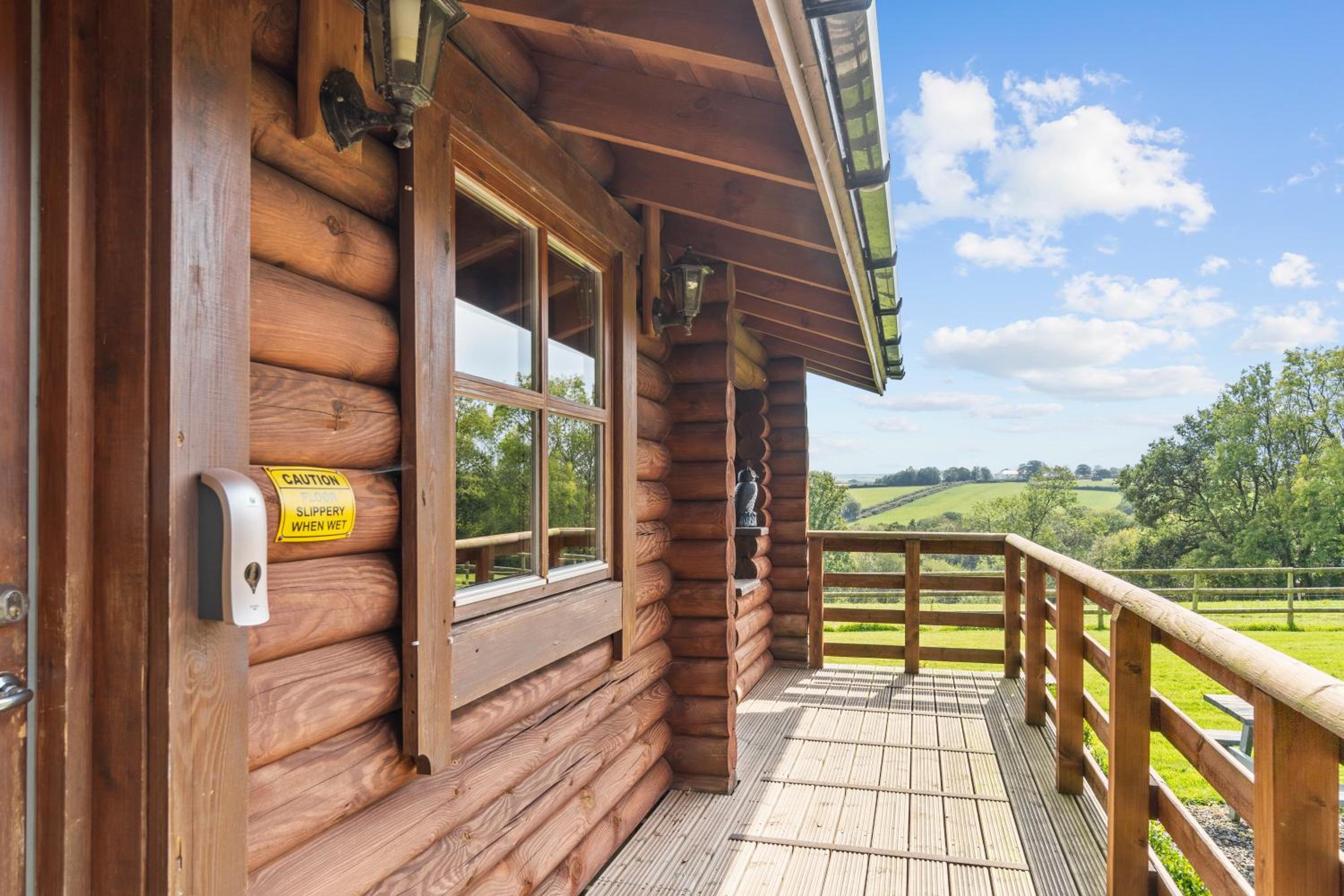 Brambles Lodge
