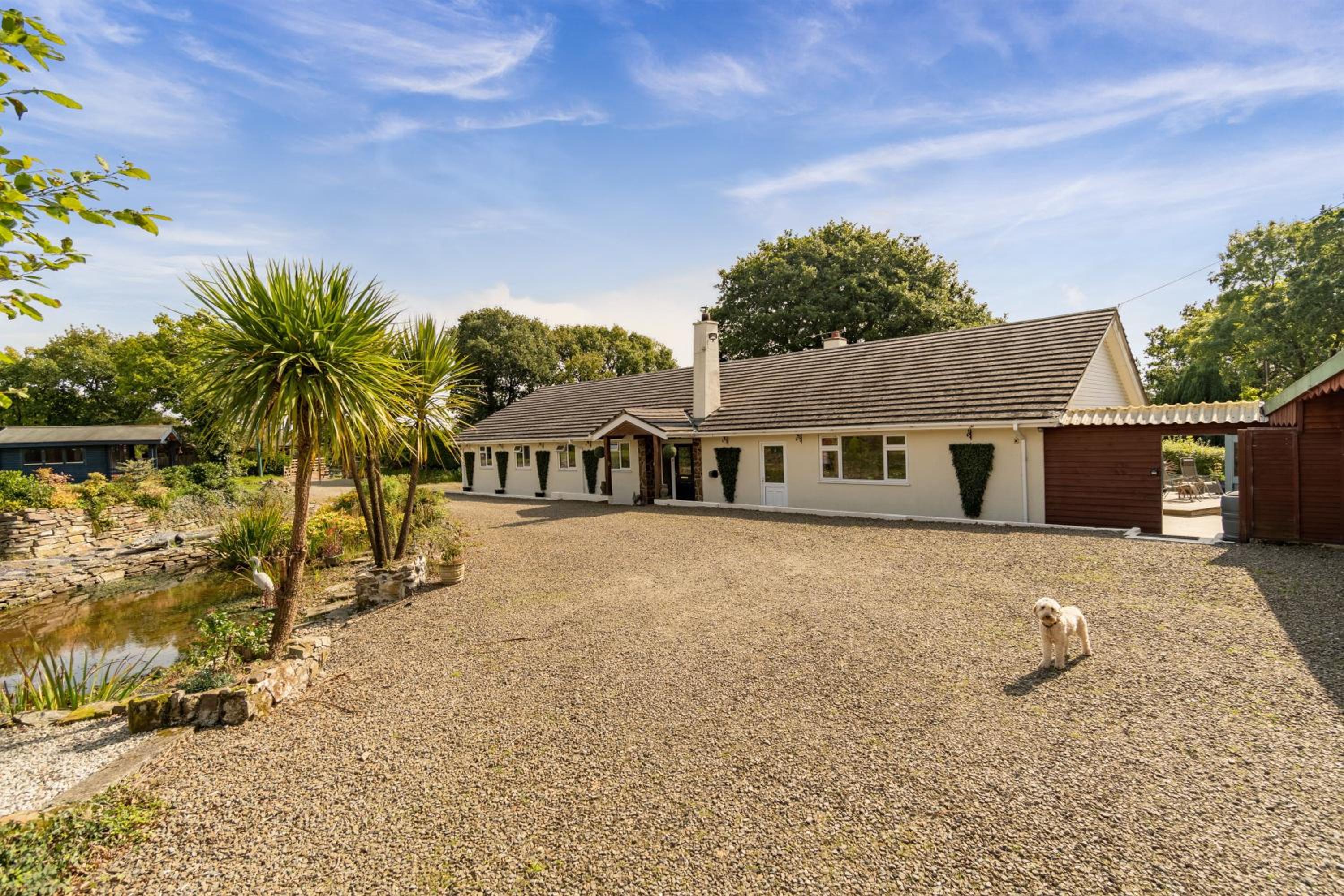 Brambles Lodge