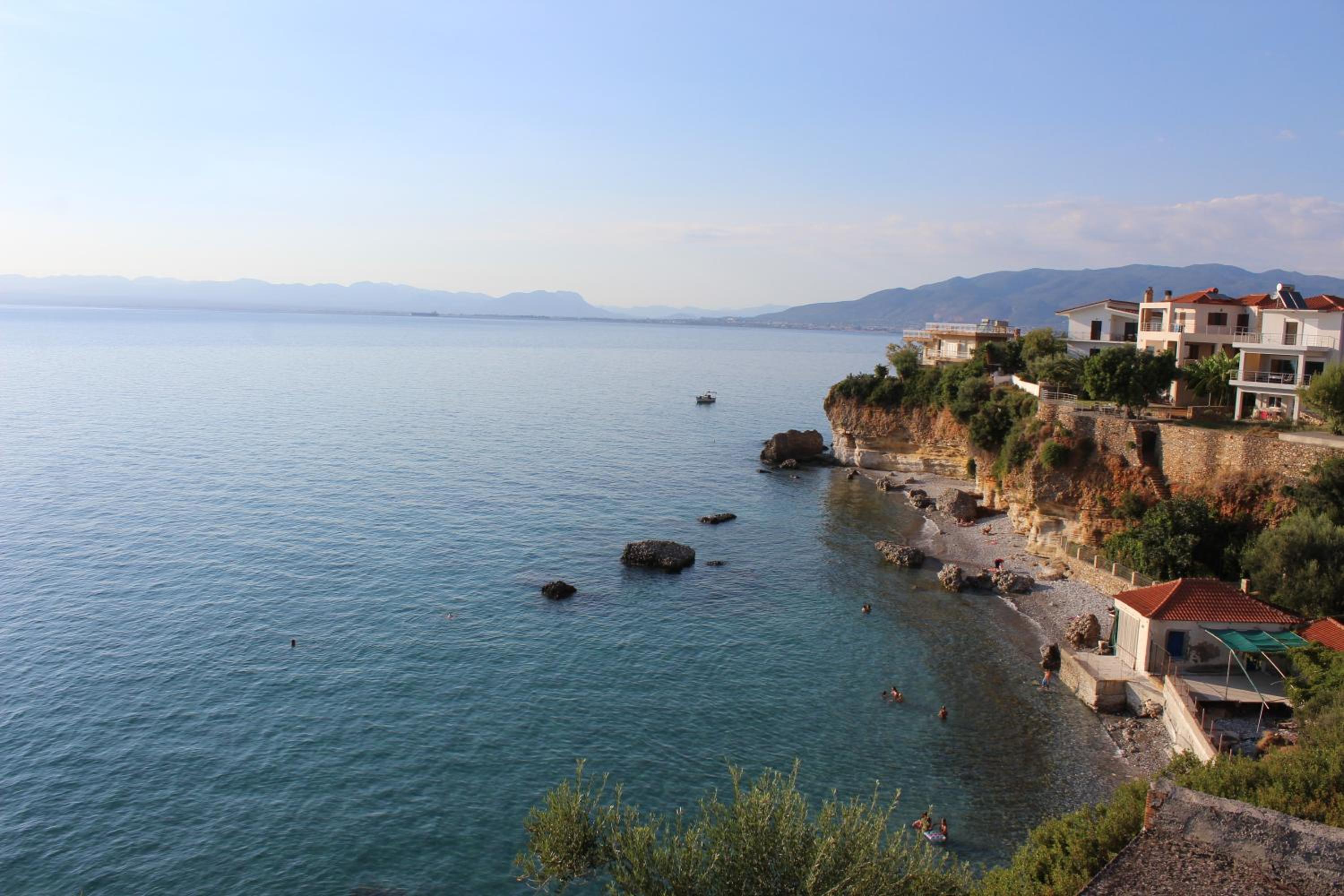 Avia Holiday Homes