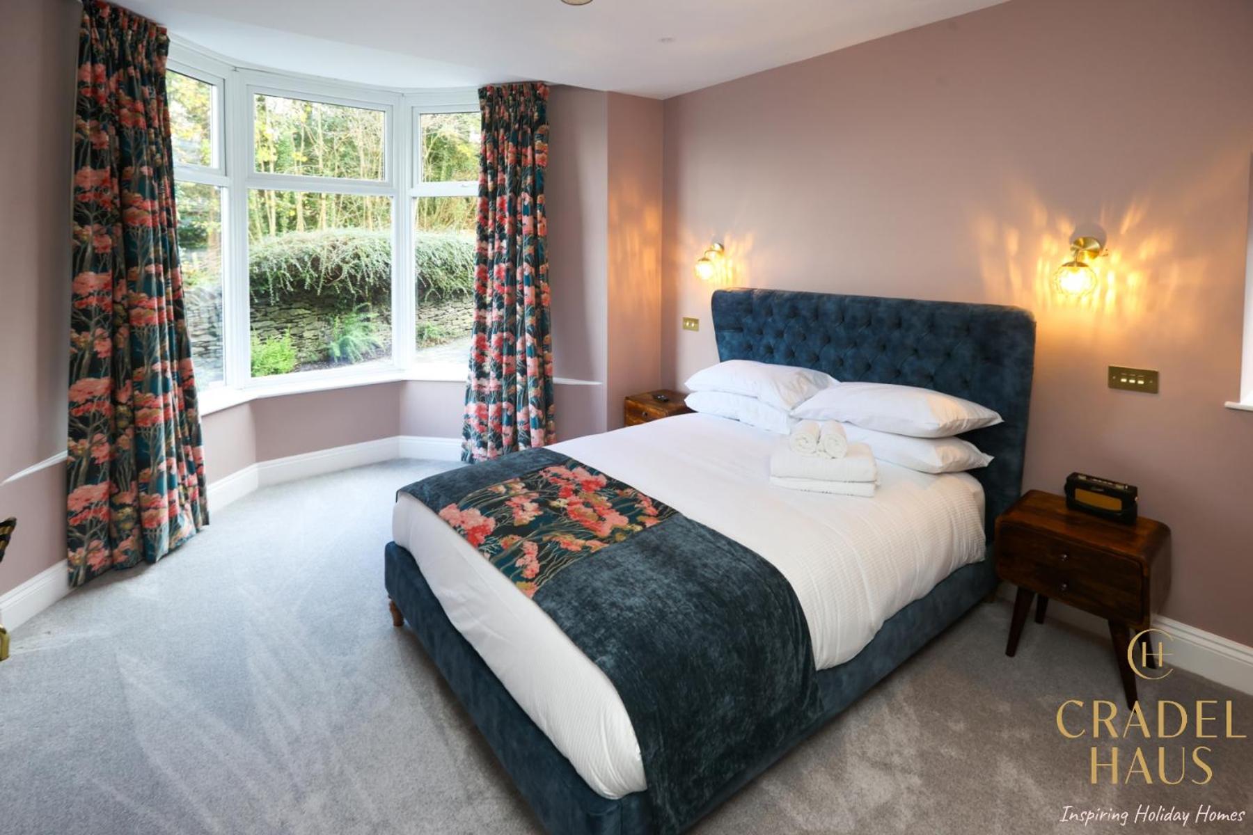 Fair Rigg by Cradel Haus - Ultra Luxury Lakes Holiday Homes, Pet Friendly, Parking & EV Plug