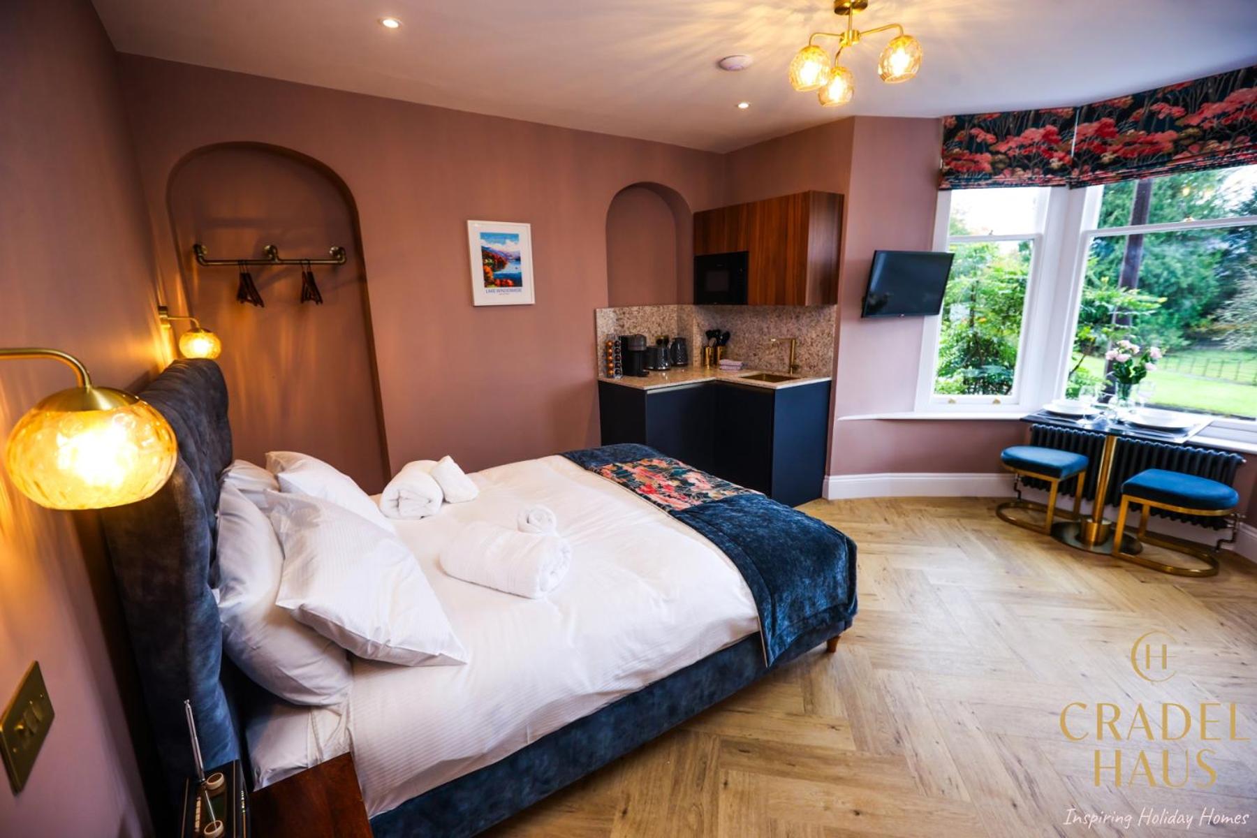 Fair Rigg by Cradel Haus - Ultra Luxury Lakes Holiday Homes, Pet Friendly, Parking & EV Plug